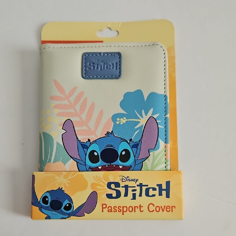 Disney Stitch Passport Cover - Cream and Blue